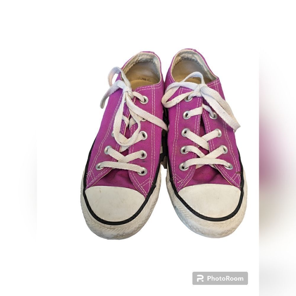 Converse violet purple. Rare color